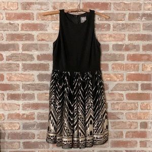Vince Camuto black and gold party dress. Size 6P